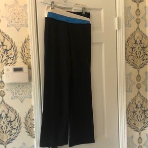 GUC Lululemon black pants